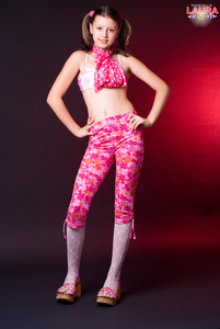 [Image: ME1A0TYQ_t.jpg]