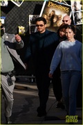 orlando-bloom-jkl-arrival-carnival-row-ending-08.jpg