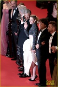 kristen-stewart-crimes-of-the-future-cannes-premiere-33.jpg