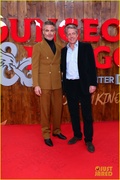 chris-pine-hugh-grant-rege-jean-page-dungeons-dragons-berlin-11.jpg