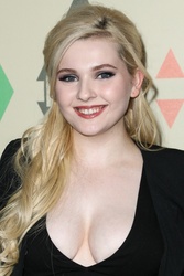 Abigail Breslin MELZUDT_t