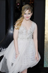 Abigail Breslin MELZTYW_t