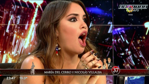 Laly.Esposito.Maria.Del.Cerro.Primeros.Planos.Bailando.1080P-Colitaz.33a19.jpeg