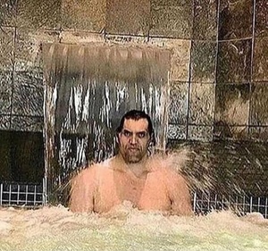 9WxBPQ7l.jpg