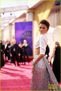 zendaya-oscars-2022-red-carpet-03.jpg