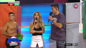 Laurita.Fernandez.Pollerita.Tajo.Descuido.Combate.1080P-Colitaz.30.jpeg