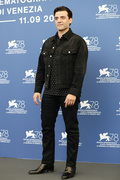Oscar+Isaac+Dune+Photocall+78th+Venice+International+EDZ9shsPvyLx.jpg