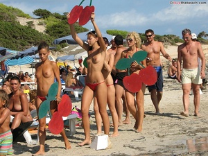 Permanent Link to ILOVETHEBEACH EuroBeach Set 106