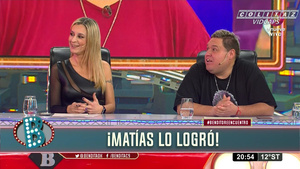 Mariela.Fernandez.Marcando.Pechos.Mismo.Outfit.Otro.Programa.Bendita.1080P-Colitaz.15.jpeg