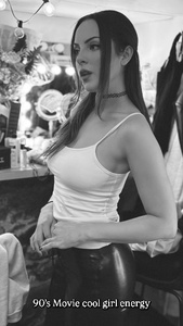 Elizabeth Gillies (8).jpg