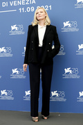 Kirsten+Dunst+Power+Dog+Photocall+78th+Venice+CakrJ1yIrKWx.jpg