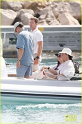 katy-perry-orlando-bloom-boat-ride-friends-in-south-of-france-41.jpg