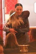 katy-perry-orlando-bloom-bday-dinner-friends-40.jpg
