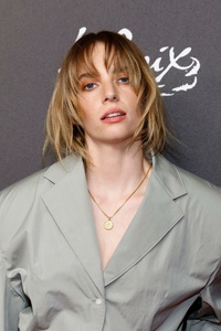 Maya Hawke - Page 3 MEPPQ74_t