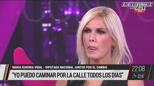 Viviana.Canosa.Platinada.Blusa.Negra.Escote.Viviana.Con.Vos.1080P-Colitaz.46.jpeg
