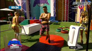 Mica.Viciconte.Combate.Jugando.Hielo.Combate.1080P-Colitaz.38.jpeg