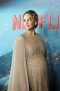 Jennifer+Lawrence+Netflix+Don+t+Look+Up+World+jRn9-t25eBOx.jpg