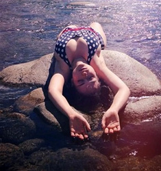 Milana Vayntrub (13).jpeg