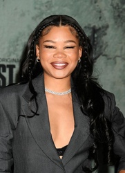 Storm Reid - Attends the premiere of HBO's "The Last Of Us" at Regency Village Theatre, in Los Angeles, 01/09/2023