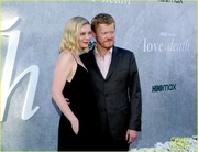 elizabeth-olsen-jesse-plemons-love-and-death-premiere-69.jpg