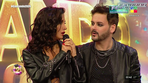 Silvina.Escudero.Cantando.2024.Rock.1080P-Colitaz.31.jpeg