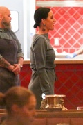 katy-perry-orlando-bloom-bday-dinner-friends-66.jpg