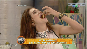 Zaira.Nara.Comiendo.Banana.Morfi.Cafe.1080P.Colitaz.41.jpeg