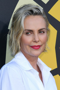 Charlize+Theron+CTAOP+Night+Out+2021+Fast+2n6FeqEK0X2x.jpg