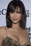 Catherine Bell - Page 2 MESZZUX_t