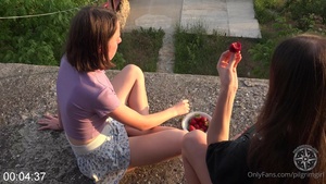 [Image: ME14KMEB_t.jpg]