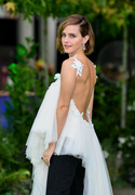 Emma+Watson+Earthshot+Prize+2021+Green+Carpet+7Ln9XDIj1wBx.jpg