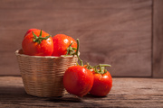 Сочные спелые помидоры / Juicy Ripe Tomatoes MEF622_t