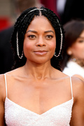 Naomie+Harris+World+Premiere+NO+TIME+DIE+Red+piZmoeNXC3Fx.jpg