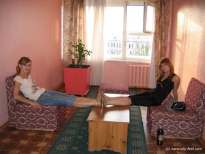 Permanent Link to City Feet – Iren – Ira – 2006 11 30 Barefoot trips to Russian towns