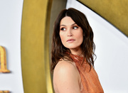 Gemma+Arterton+World+Premiere+Twentieth+Century+kxw88fqMKxAx.jpg