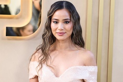 Jamie Chung - Page 3 MEKPRKR_t