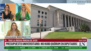 Debora.Plager.Saco.Verde.Marcando.Pechos.LN.1080P-Colitaz.19.png