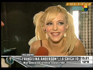Evangelina.Anderson.Nota.Intrusos.Previa.Vueltita.SD.HQ.60FPS.No.Audio-Colitaz.43.jpeg