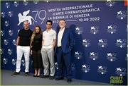 colin-farrell-brendan-gleeson-banshee-premiere-photo-call-venice-39.jpg