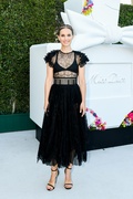 Natalie-Portman---Miss-Dior-Millefiori-Garden-Pop-Up-Opening-in-L.A.-01.jpg