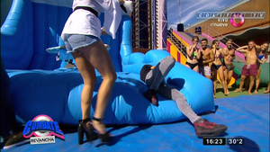 Laurita.Fernandez.Tabla.Surf.Descuido.Combate.1080P-ColitazTV.23.jpeg