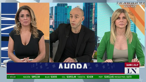 Debora.Plager.Saco.Verde.Marcando.Pechos.LN.1080P-Colitaz.67.png