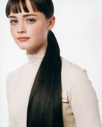 Alexis Bledel MEUB3XY_t