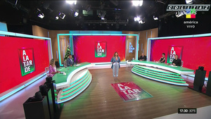 Karina.Mazzocco.Camisa.Abierta.Escotada.A.La.Tarde.1080P-Colitaz.98.jpeg