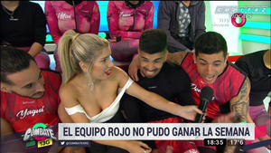 Laurita.Fernandez.Combate.Inclinandose.Pechos.Combate.1080P-Colitaz.81.jpeg