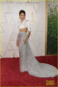 zendaya-oscars-2022-red-carpet-10.jpg