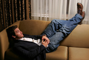 Джейк Джилленхол (Jake Gyllenhaal) Carlo Allegri Photoshoot 2005 (11xHQ) MESKPP_t