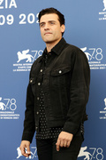 Oscar+Isaac+Dune+Photocall+78th+Venice+International+f_u9Xkn9AyEx.jpg