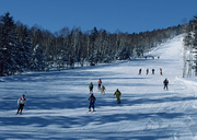  Зимние виды спорта и курорты / Winter Sports and Resorts MEMH6E_t