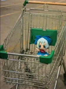 p0bah4CF.jpg
